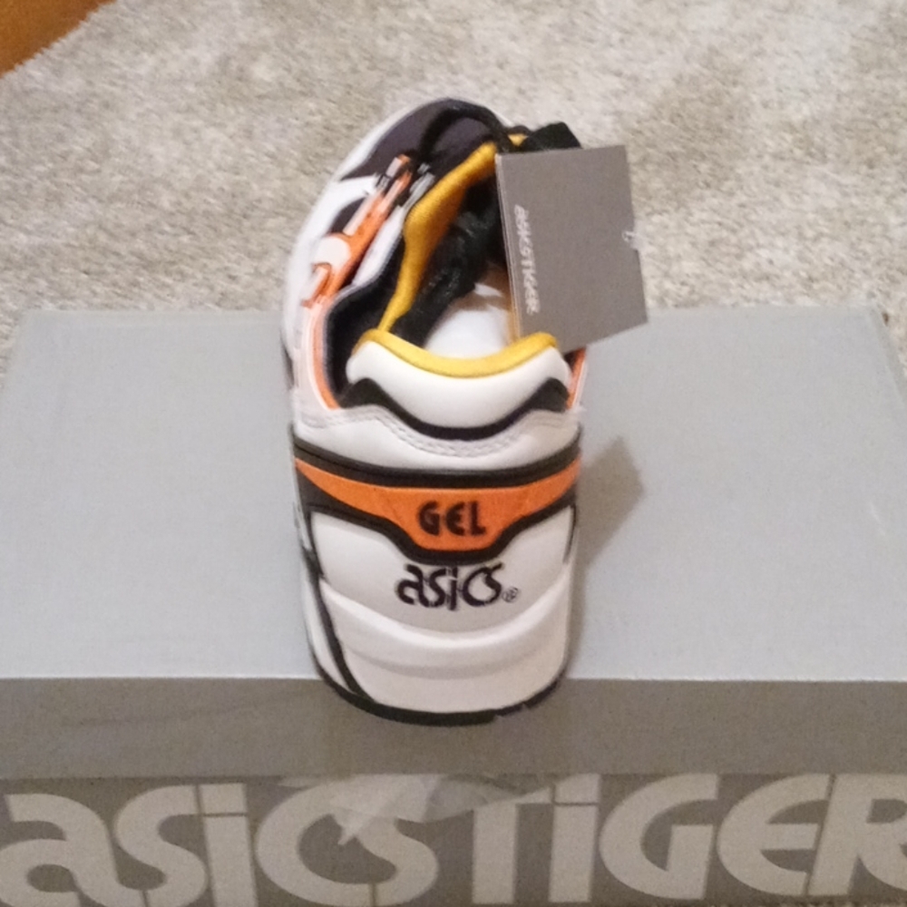 Asics Tiger - Picture 4 of 4